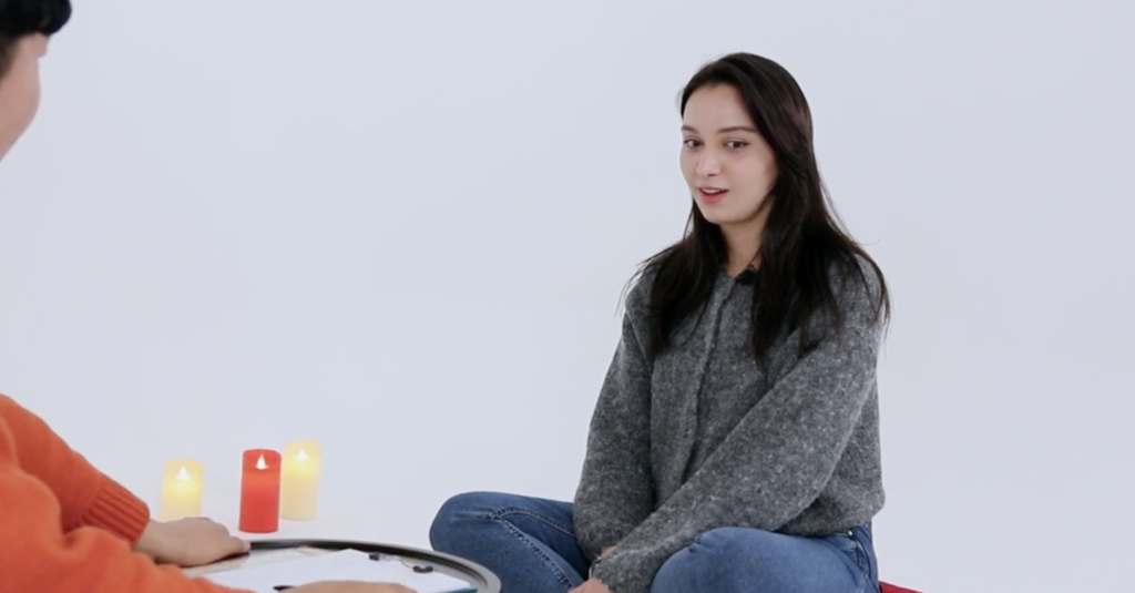 얼굴만 보고 맞힌다구요? 무당 상담을 처음 본 외국인의 반응